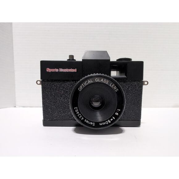 Vintage Sports Illustrated 35mm Film Camera With Case 1:6 50mm- UNTESTED - Picture 3 of 8